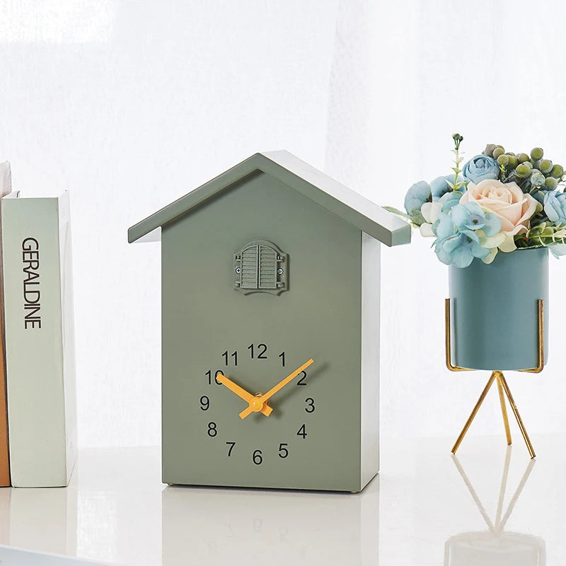Modern Plastic Digital Quartz Cartoon Cuckoo Bird Swingable Wall Clocks/Colors-Green/White/Blue/Orange/Battery Not Included/3-C(R14) Battery Size/Hanging Hook-Tail