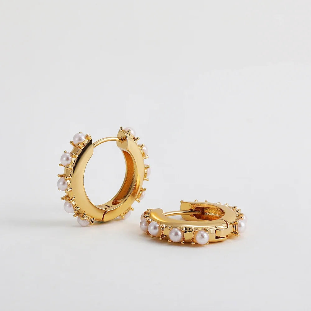 EARPELS Adult Women Fine Imitation Copper Gold Plated Plastic Resin Small Round Circle Inlay Clear Cubic Zirconia-White Pearls Hoop Huggies Earrings/Colors-Clear/Gold/Geometric