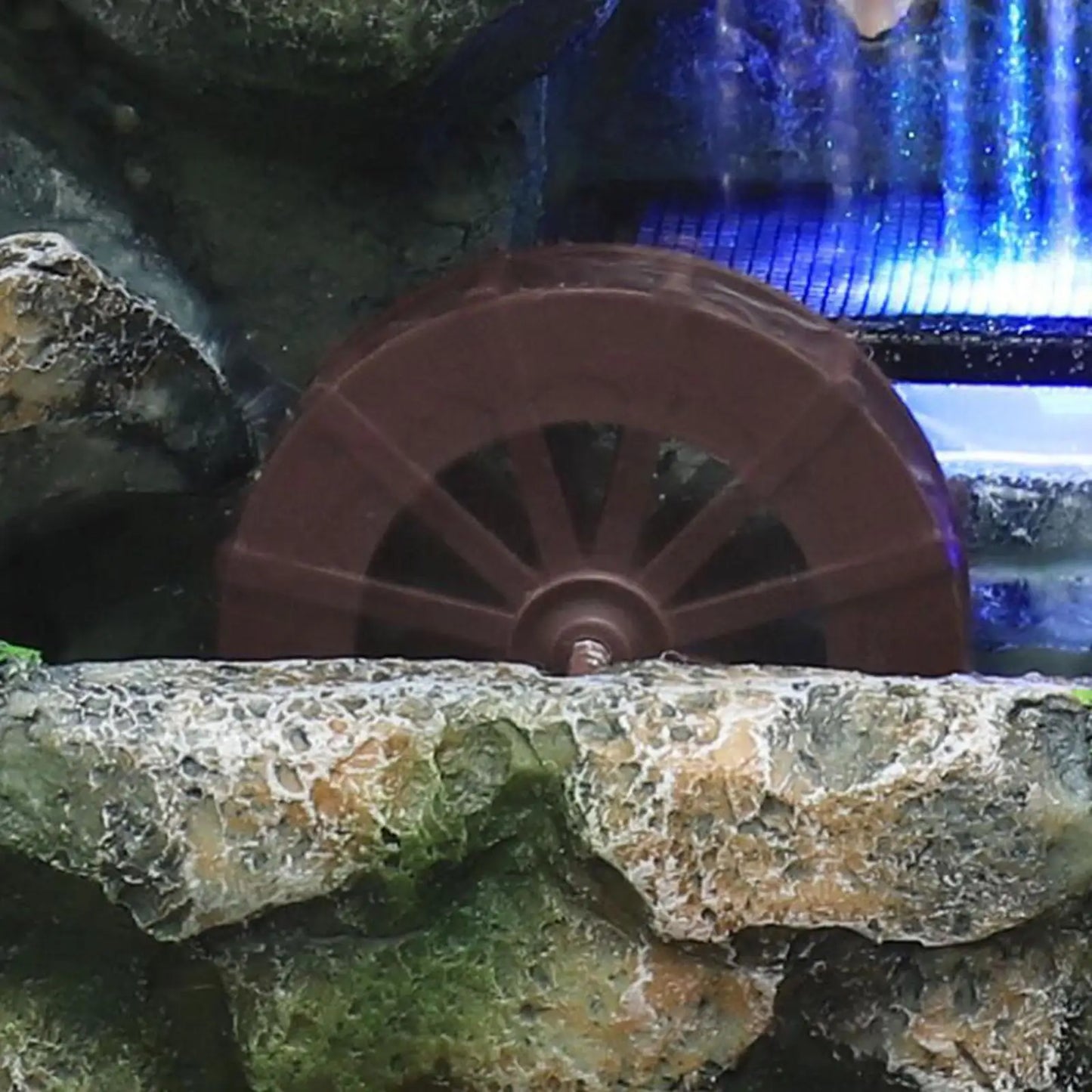 Indoor LED Lights Resin Green Bonsai Tree Rocky Mountain Landscape Brown Wheel Flowing Waterfall Tabletop Fountains/Built-In Automatic Pump