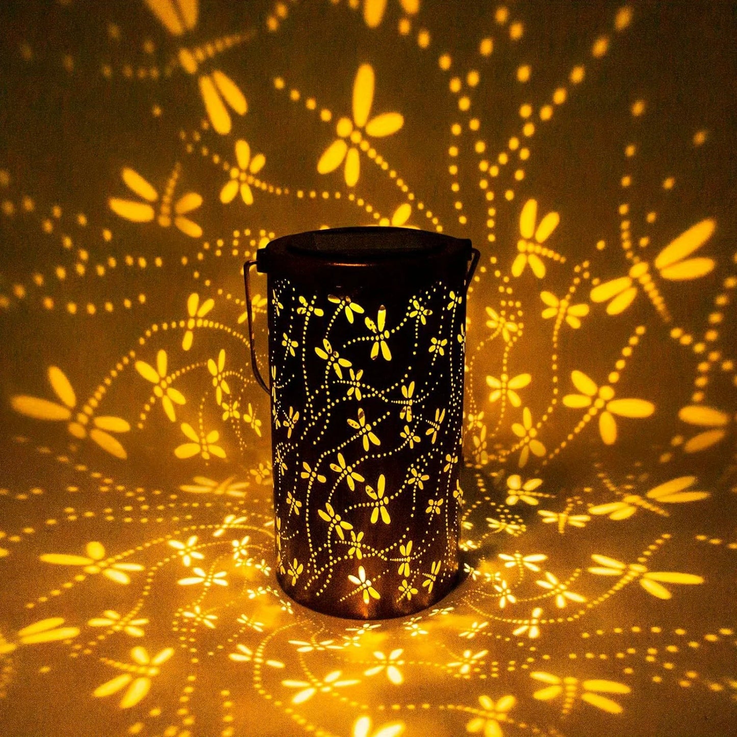 1pcs Solar Outdoor Hanging Light, Dragonfly Element Solar Light, Outdoor Waterproof Garden Decorative Light, Metal Lanterns