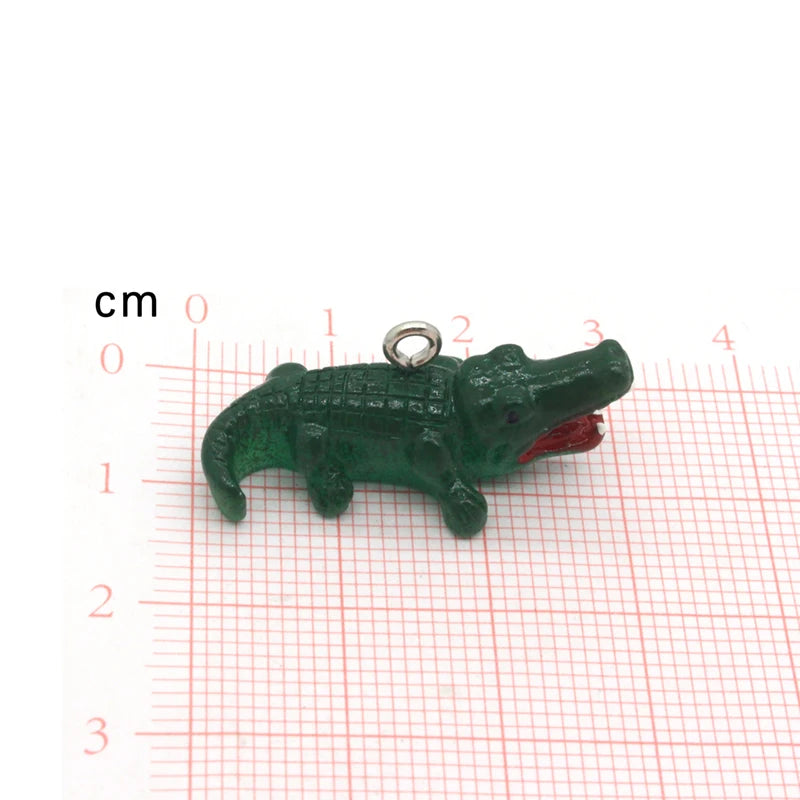 10 PCS Pack 3D Small Resin-Metal Alloy Hole Cute Green Open Mouth Crocodile Shaped Imitation Jewelry Charms DIY Craft Kits