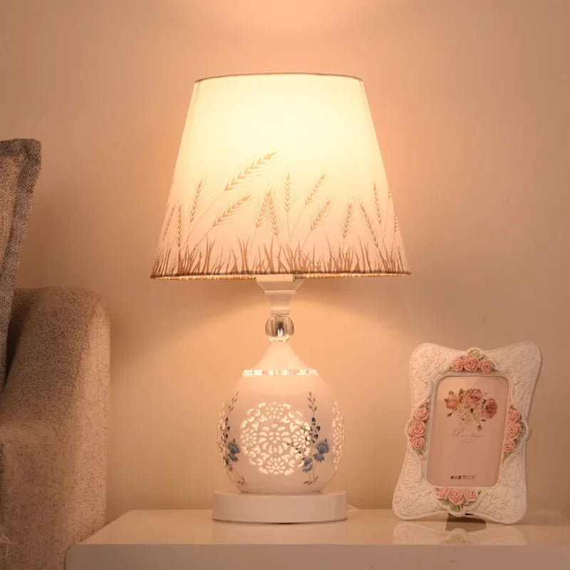 Modern Plastic Warm White LED European-Style Crystal Floral Fabric Shade Direction Up-Down Table Lamps/Colors-Yellow/Floral