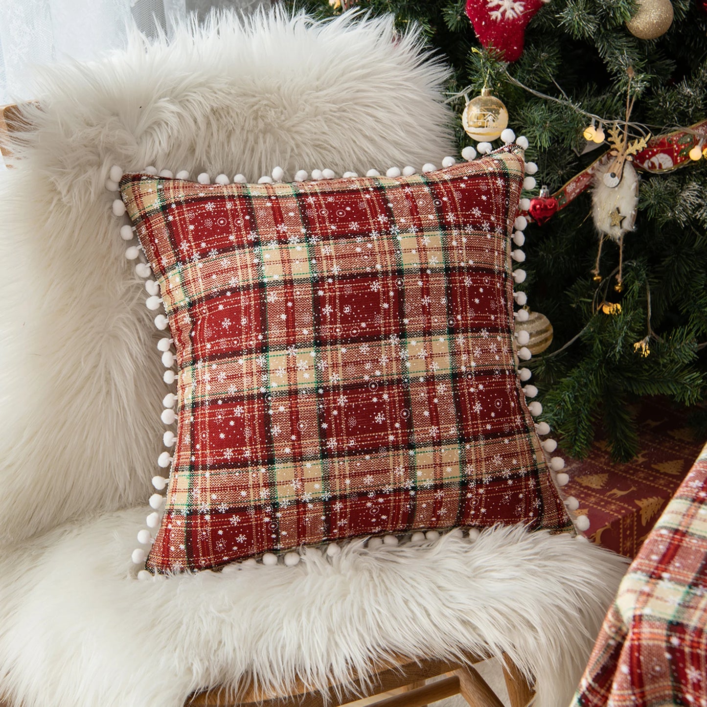No-EN-Name-Null Printed Christmas Snowflake Elements Square Shaped Machine Washable Polyester-Cotton Blend Knit Woven Plaided Scottish Tartan Traditional Zippered Closure Pillowcases-Shams COVERS
