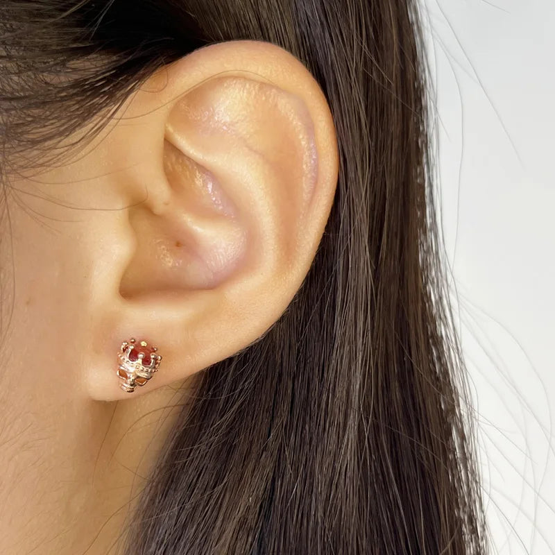 TrustDavis Real 925 Sterling Silver Man/Women Red Zircon Crown Skull Head Screw Stud Earrings for Girls Party Jewelry DF2028