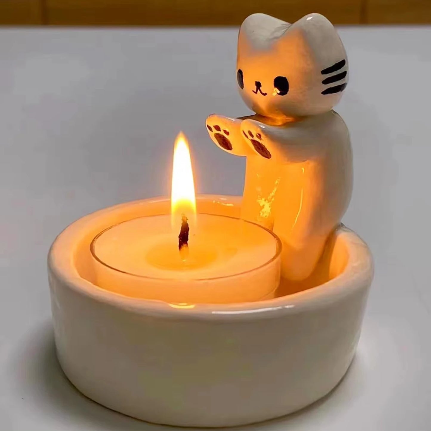 White Creative Cute Resin Cartoon Cat Sitting Down On Edge Of Candleholders