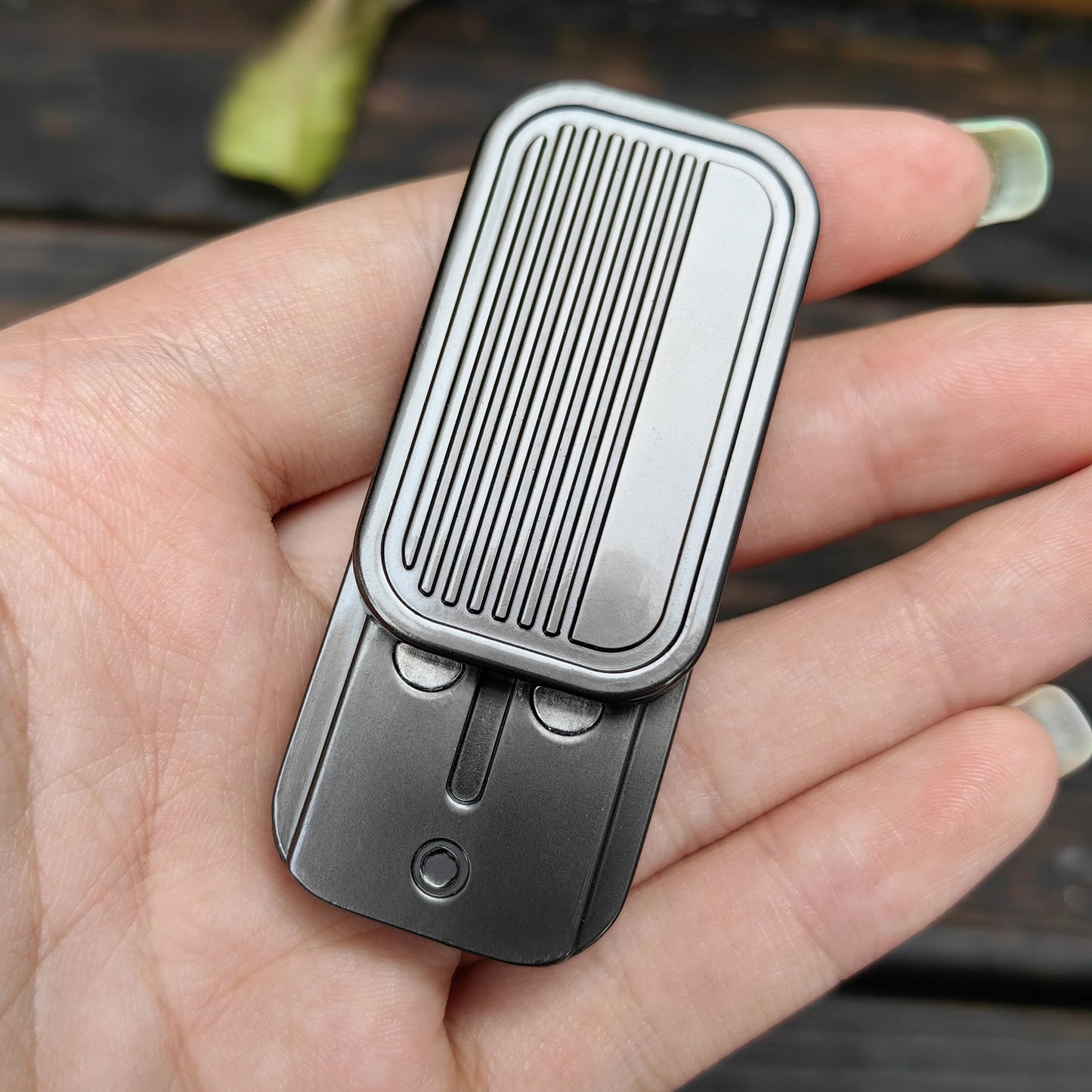 Push Card Metal Magnetic Slider EDC Fidget Toys/Ages: 14-18 Years/Older/Colors-Black/Gray/Silver