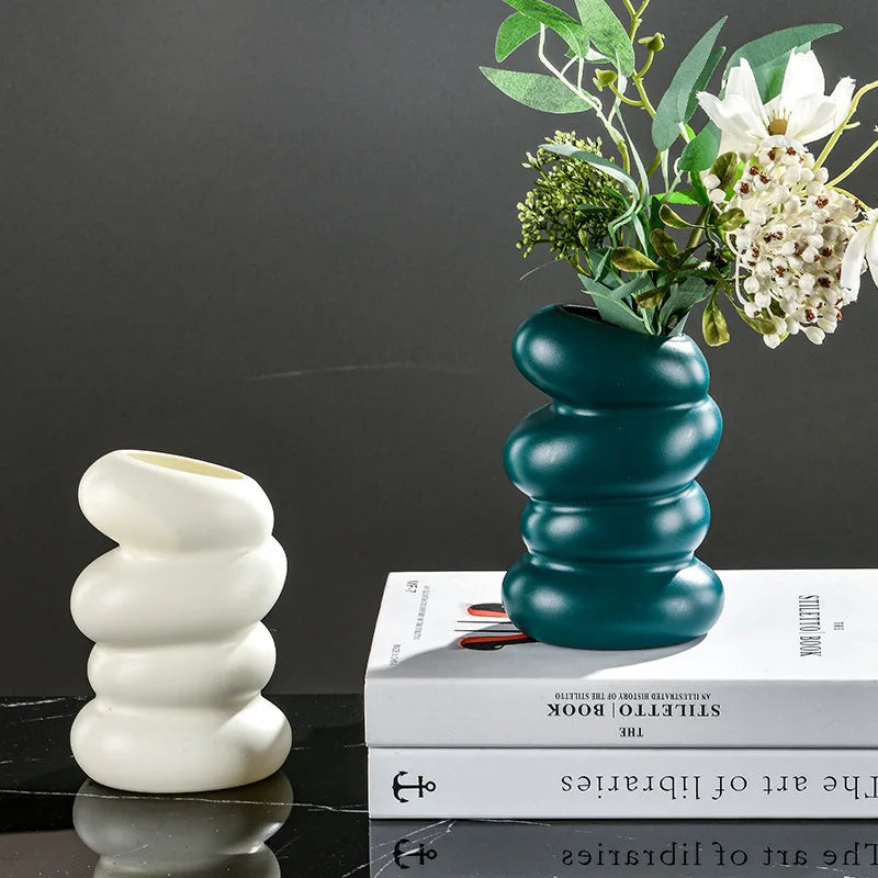 Nordic Unique Charm Plastic White Round Spiral Vases