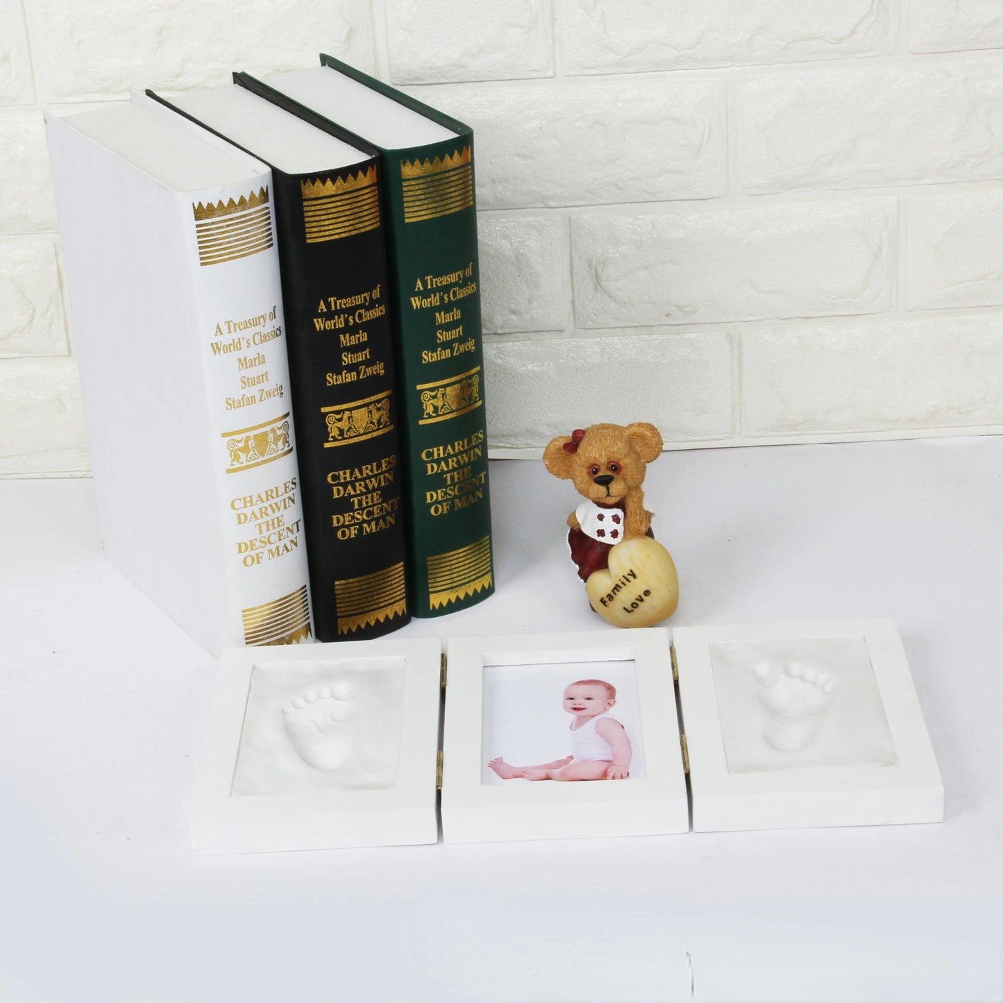 Newborn-3 Years Old White Solid Pine Tri-Fold Ink Pad Creating Hand-Foot In Plaster Of Paris Cement Print Keepsake Photo Frame
