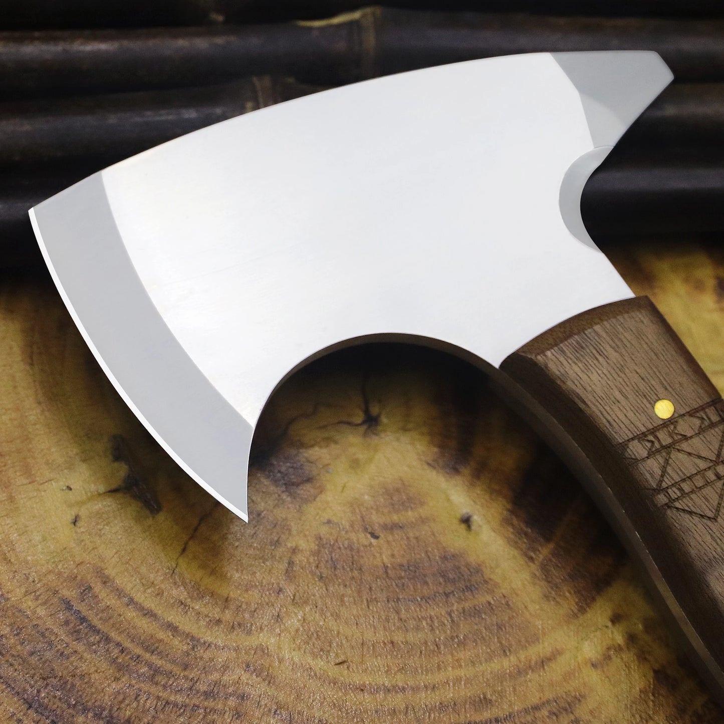 WPKOPYA Japanese D2 Outdoor Tactical Sharp multi-purpose hand axe, EDC tool axe, Jungle survival cutting hand axe