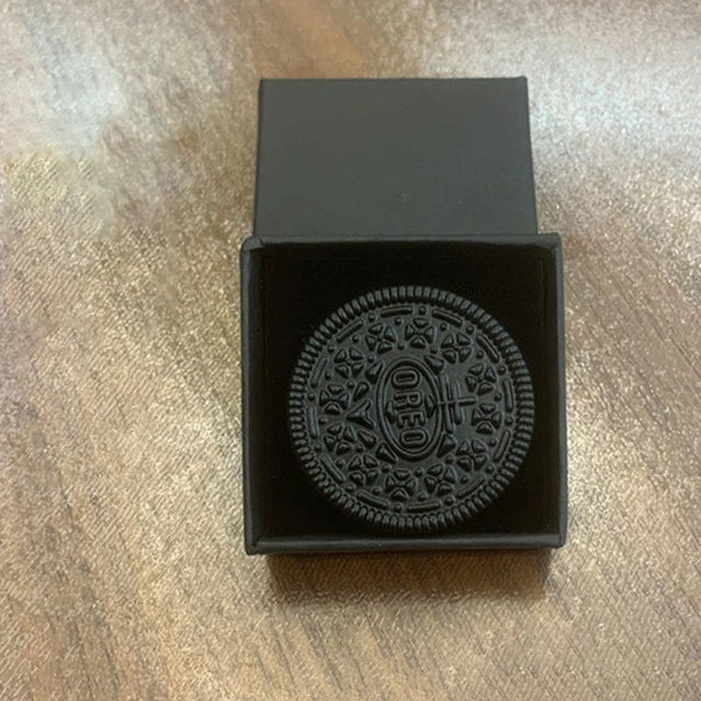Adults Round Oreo Cookie Shape Metal Magnetic Coin Fidget Spinner POP Fingertip Anxiety-Stress Twisting Toys/Ages: 18 + Years Older/Colors-Black/Bronze/Silver/Geometric