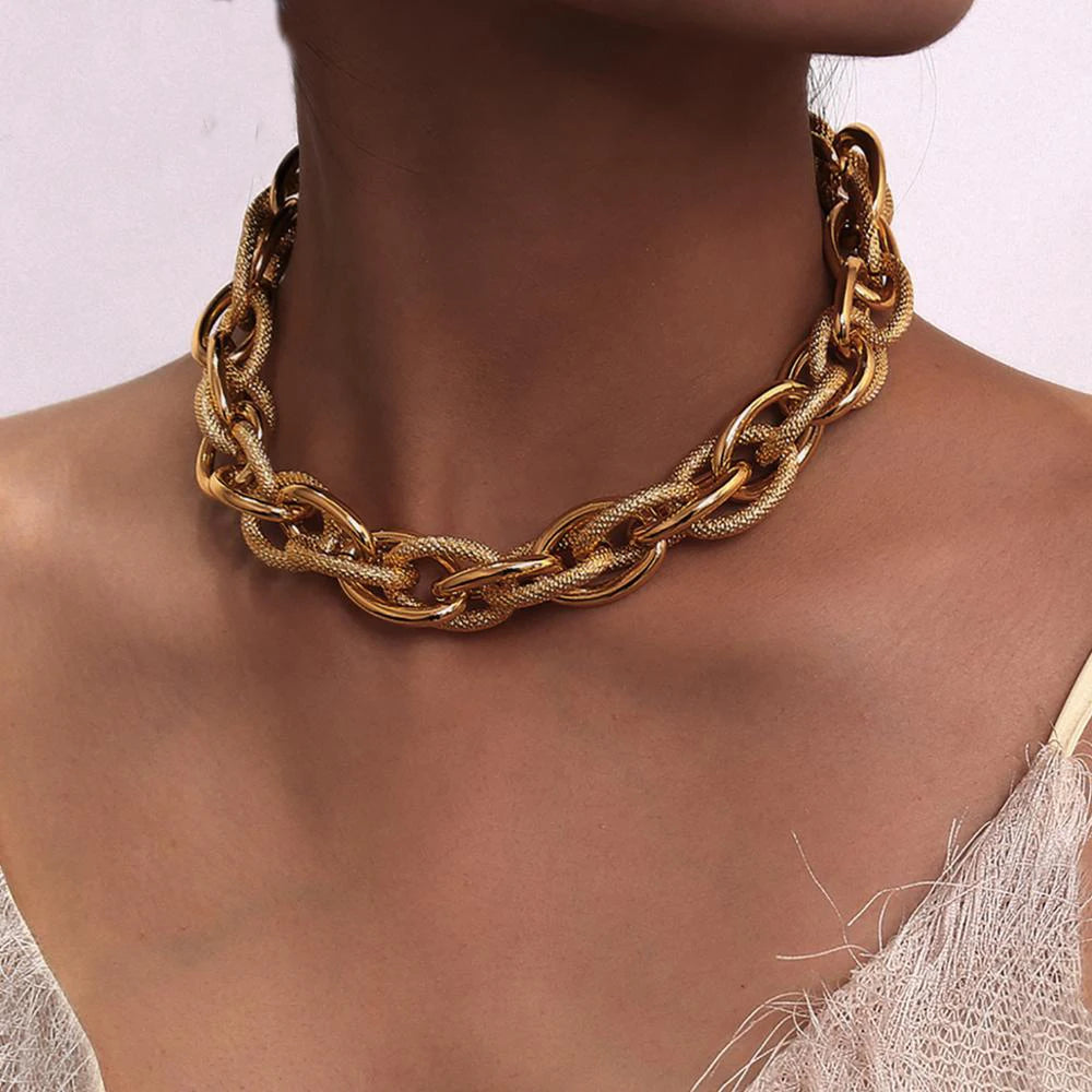SALIRCON Adult Women Fine Imitation Metal Alloy Gold Geometric Round Shaped Punk Cuban Thick Chain Chunky Choker Necklace-Bracelet Jewelry Sets
