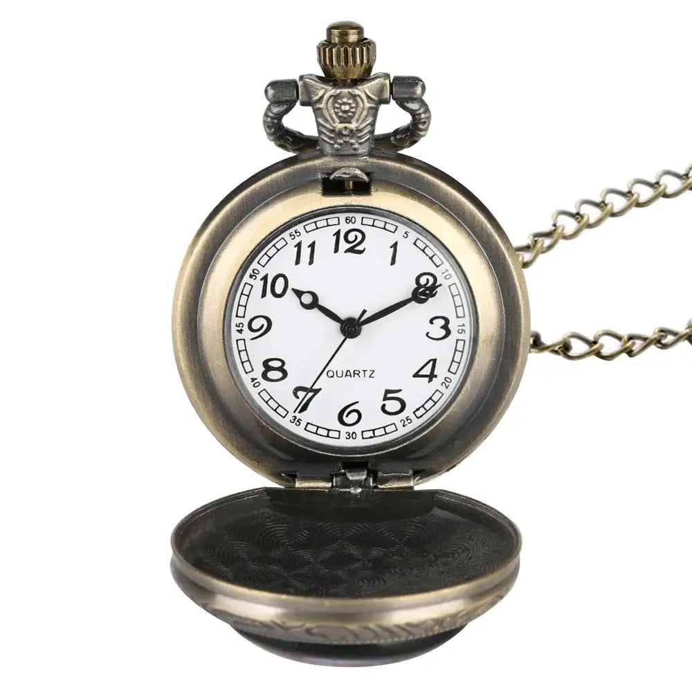 YISUYA Unisex Adults Quartz Movement Flip-Out Round Analog Display Acrylic Face Gold Russia Red Emblem Communism USSR Soviet Badges Sickle-Hammer Stainless Steel Metal Chain-Pocket Watches/ Colors-Gold/Bronze/Black/Silver