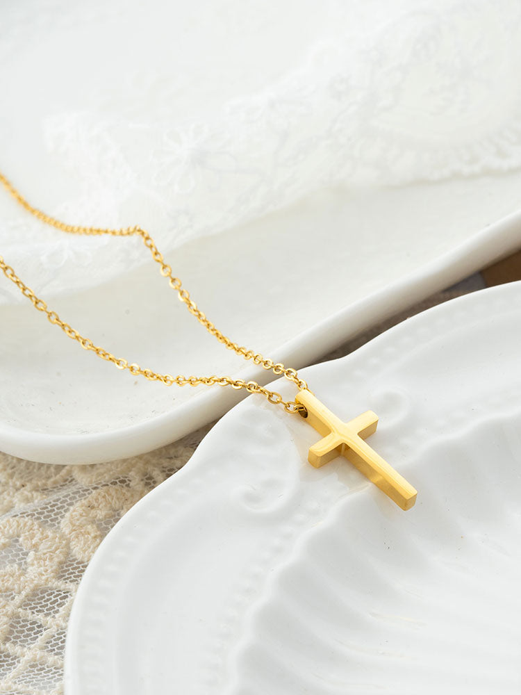 HIBAO Adult Women Fine Imitation Full Titanium Steel Metal 18K Gold-Plated Polished Small Cross Pendant Clavicle Chain Necklaces