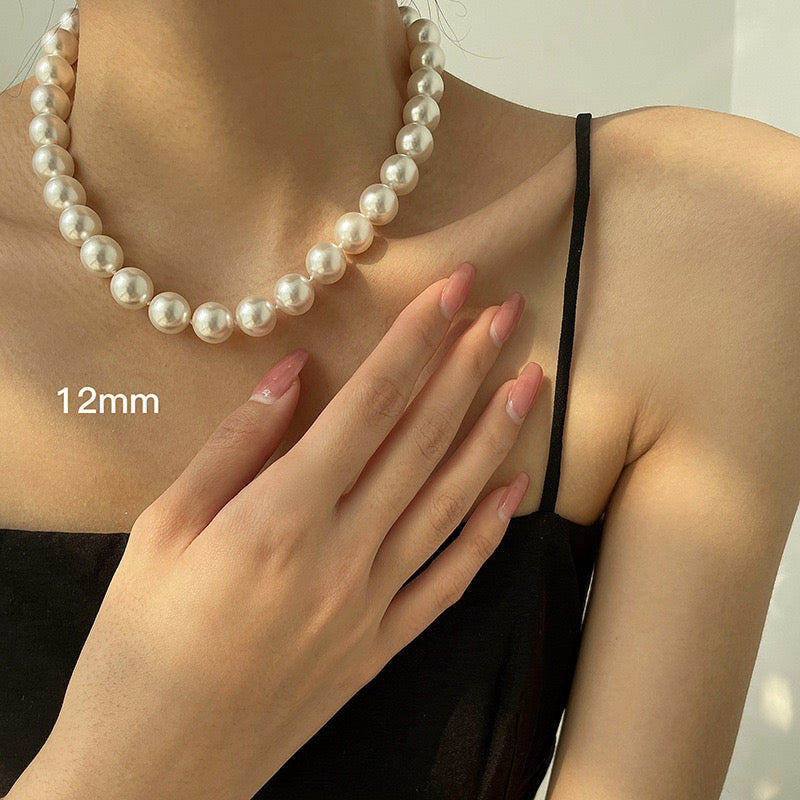 Women Fine Imitation Silver Metal Mother-Of-Pearl White Beaded Clavicular Chain Necklace-Two Big White Pearl Beaded Earrings Jewelry Sets