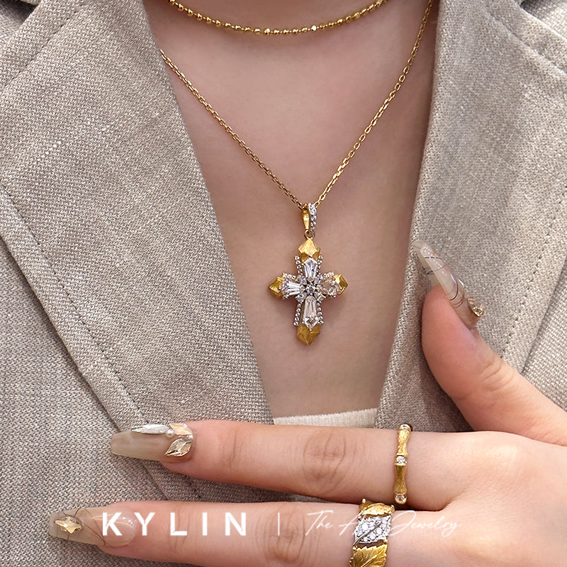 QIXUAN Adult Unisex Fine Imitation Sterling Silver-Gold-Plated Metal Inlaid Artificial Clear White Shiny Diamond-Like Gemstones Cross Pendant Clavicle Chain Necklaces