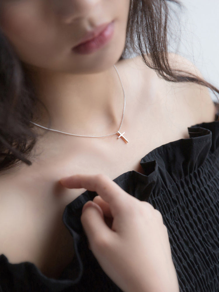 Women Elegant Fine Imitation Sterling Silver Mori Small Cross Pendant Chain Link Necklaces