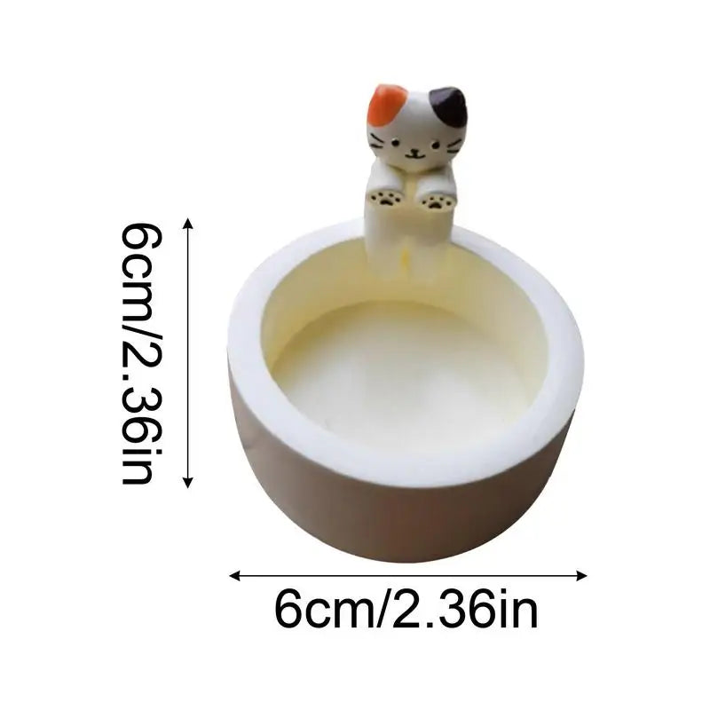 No-EN-Name-Null Cartoon Cute White-Beige Kitten Warming Its Paws Tea Light Polyresin Round Shaped Candle Holders