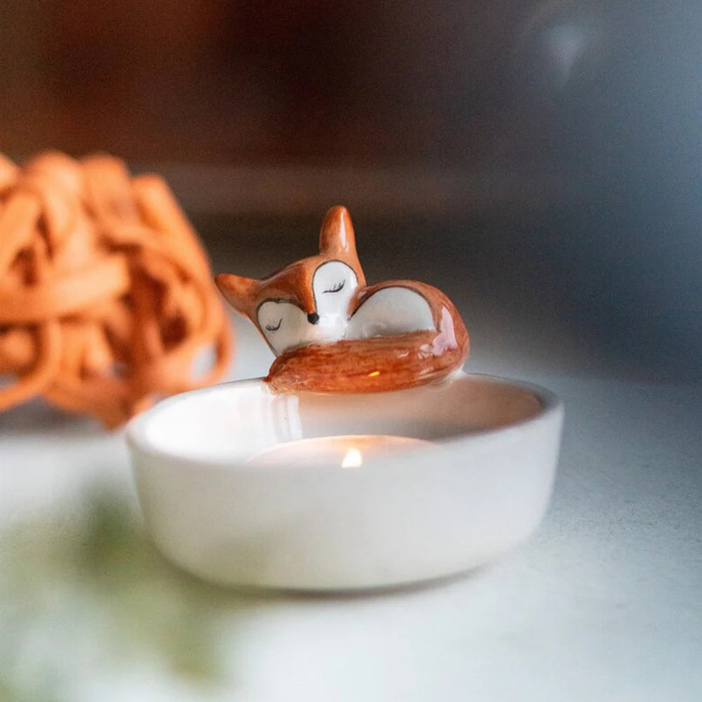 DUUTI Polyresin Heat Resistant White Cute Adorable Eye-Catching Cartoon Funny Cats-Dogs-Rabbits-Foxes Design Round Bottom Small Tea Lights Candle Holders