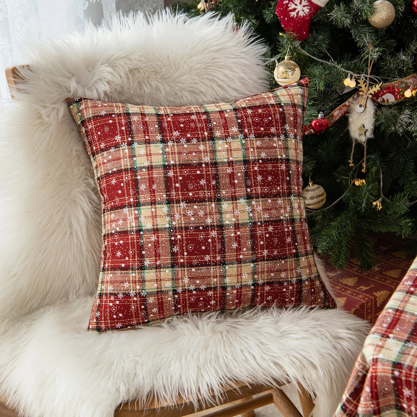No-EN-Name-Null Printed Christmas Snowflake Elements Square Shaped Machine Washable Polyester-Cotton Blend Knit Woven Plaided Scottish Tartan Traditional Zippered Closure Pillowcases-Shams COVERS