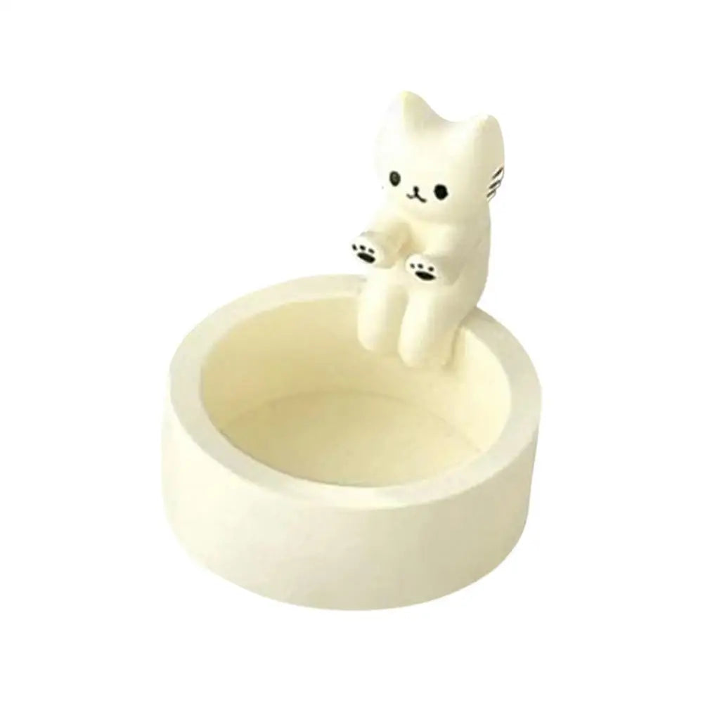 No-EN-Name-Null Cartoon Cute White-Beige Kitten Warming Its Paws Tea Light Polyresin Round Shaped Candle Holders