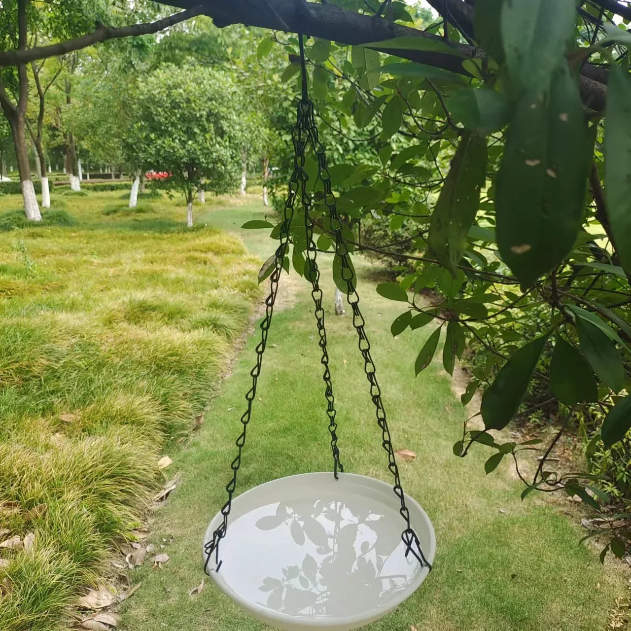 No-EN-Name-Null Outdoor Garden Hanging Black Metal Chains Round Plastic-Resin Small Bird Baths/Colors-Black/Gray/White/Multicolor/Floral/Brown
