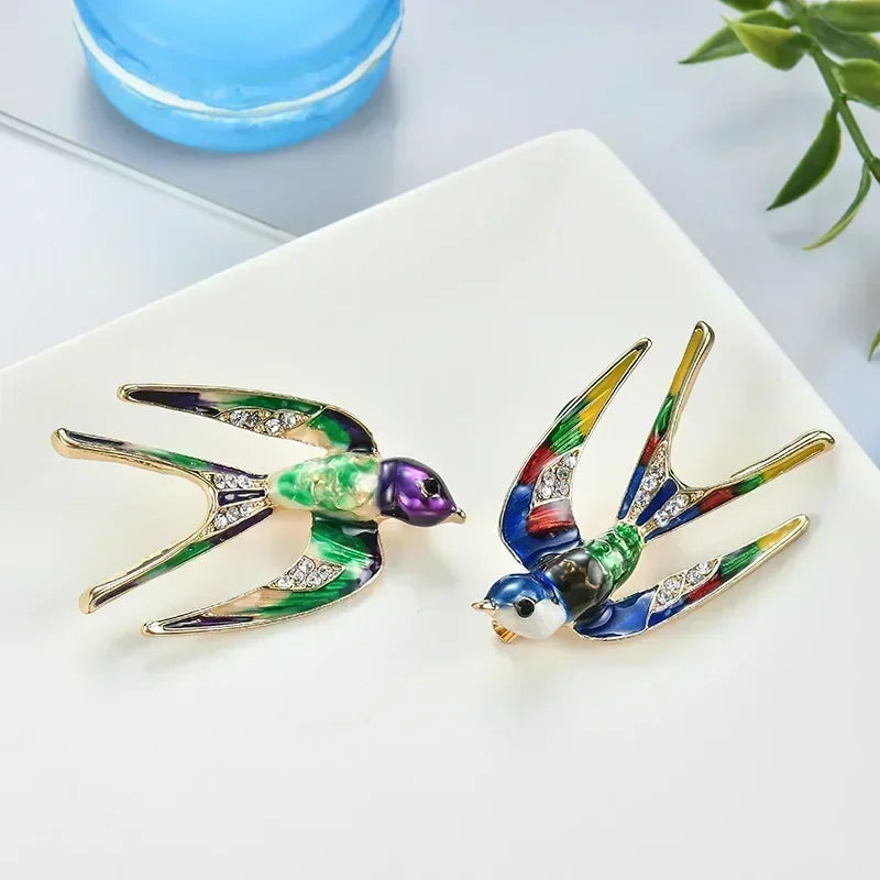 MIHJUSFDH Adults Korean Ethnic Imitation Aluminum Metal Alloy Blue-Black Rhinestone Swallow Bird Enamel Craft Design Brooch Lapel Pins
