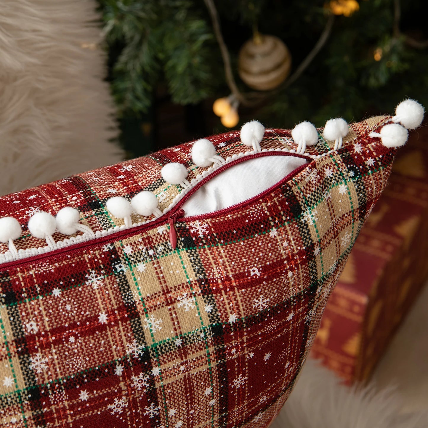 No-EN-Name-Null Printed Christmas Snowflake Elements Square Shaped Machine Washable Polyester-Cotton Blend Knit Woven Plaided Scottish Tartan Traditional Zippered Closure Pillowcases-Shams COVERS