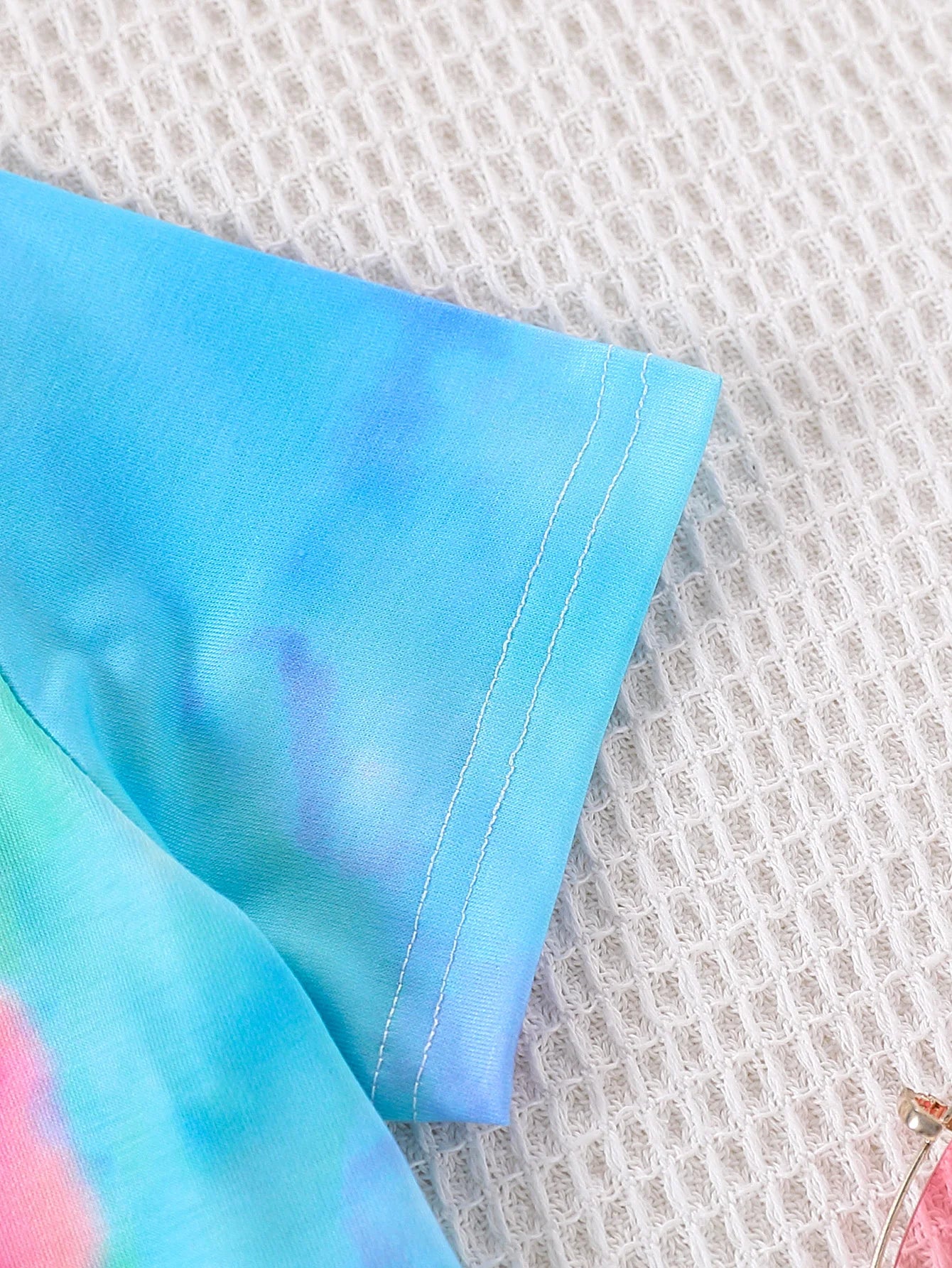 No-EN-Name-Null 2 PCS Preschool Girls Tie-Dyed Multicolor Polyester Fabric O-Neck Pullover Summer Heart Pattern Shorts Sets/Ages: 4-6 Years Old/Colors-Blue/Pink/Multicolor/Tie-Dyed
