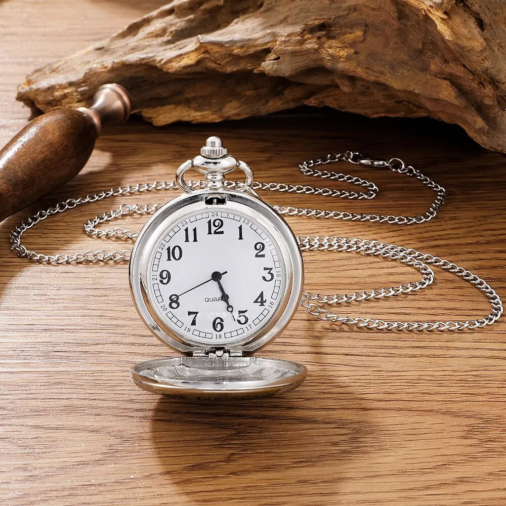No-EN-Name-Null Adults Antique Waterproof Quartz Analog Display Glass Face Metal Alloy Round Shaped Case Silver Background Engraved In Gold THE GREATEST DAD On The Front Pendant Chain-Pocket Watches