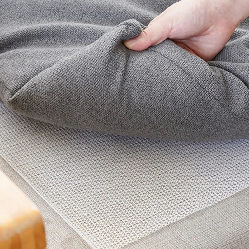 KOU-JIANG Modern Soft Comfortable Geometric Checkered Grid-Design Silicone Gel-Plastic Non-Slip Base Gripping Under Rug Pads/Hand Washable Recommend