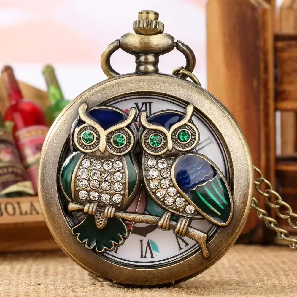 No-EN-Name-Null Adults Antique Quartz Plastic Face Analog-Digital Display Roman Numeral Gold-Brown Round Metal Alloy Case Hollow-Out White Crystal Diamond-Green Studded Two Owls Lovers On The Front-Floral Back Chain-Pocket Watches