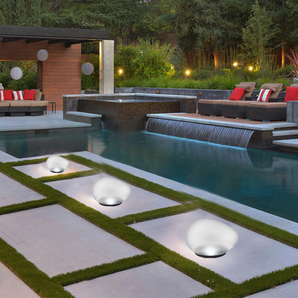 TWISTER.CK Outdoor Waterproof Solar-Powered Rechargeable Sliver Plastic-Sandblasted Glass Glowing Silver Cobble Stones Shaped Daylight-Cool White Stake Landscape Pathway Lighting /Colors-White/Brown/Yellow/Gold/Silver/Geometric