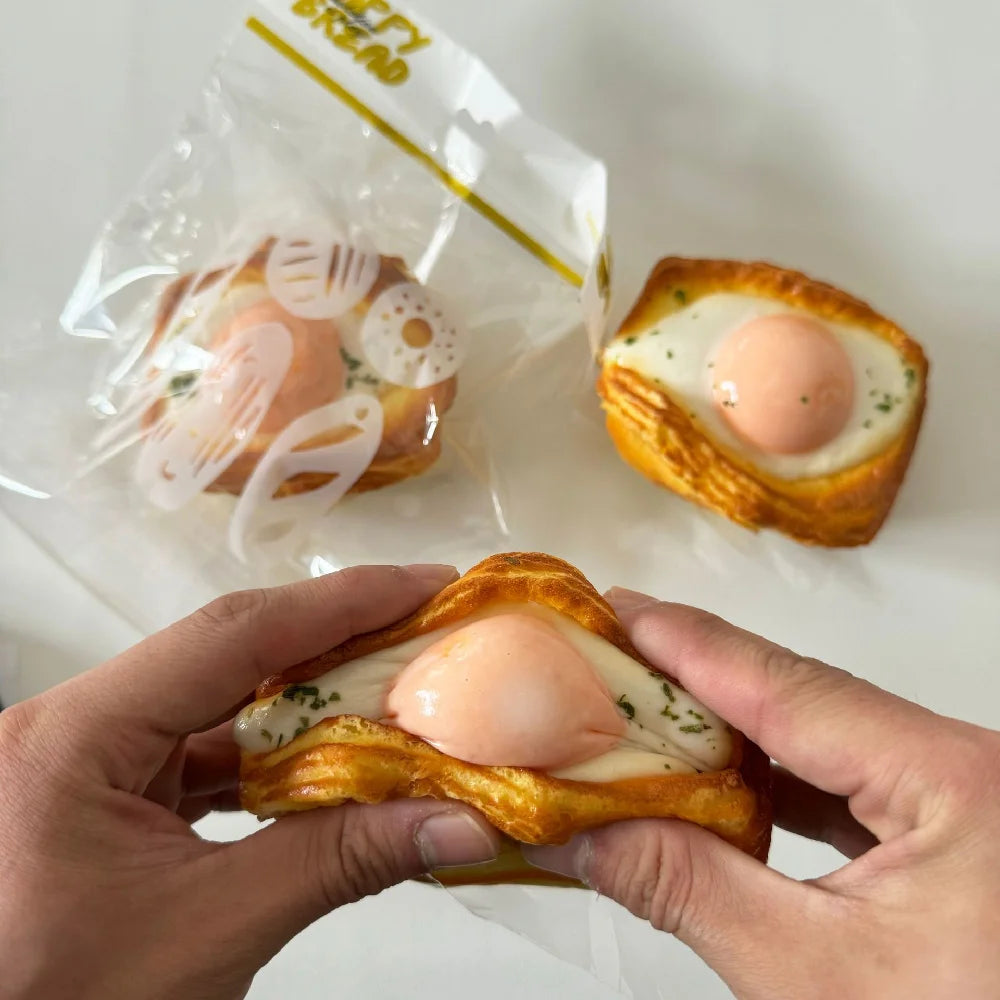 No-EN-Name-Null Teens-Adults Multicolor Synthetic Plastic Slow Rebound Squeezable Realistic Fried Egg On Toasted Bread Activity Toys/Ages: 13-18 Years Old-Adults/Colors-Yellow/Orange/White/Green/Multicolor