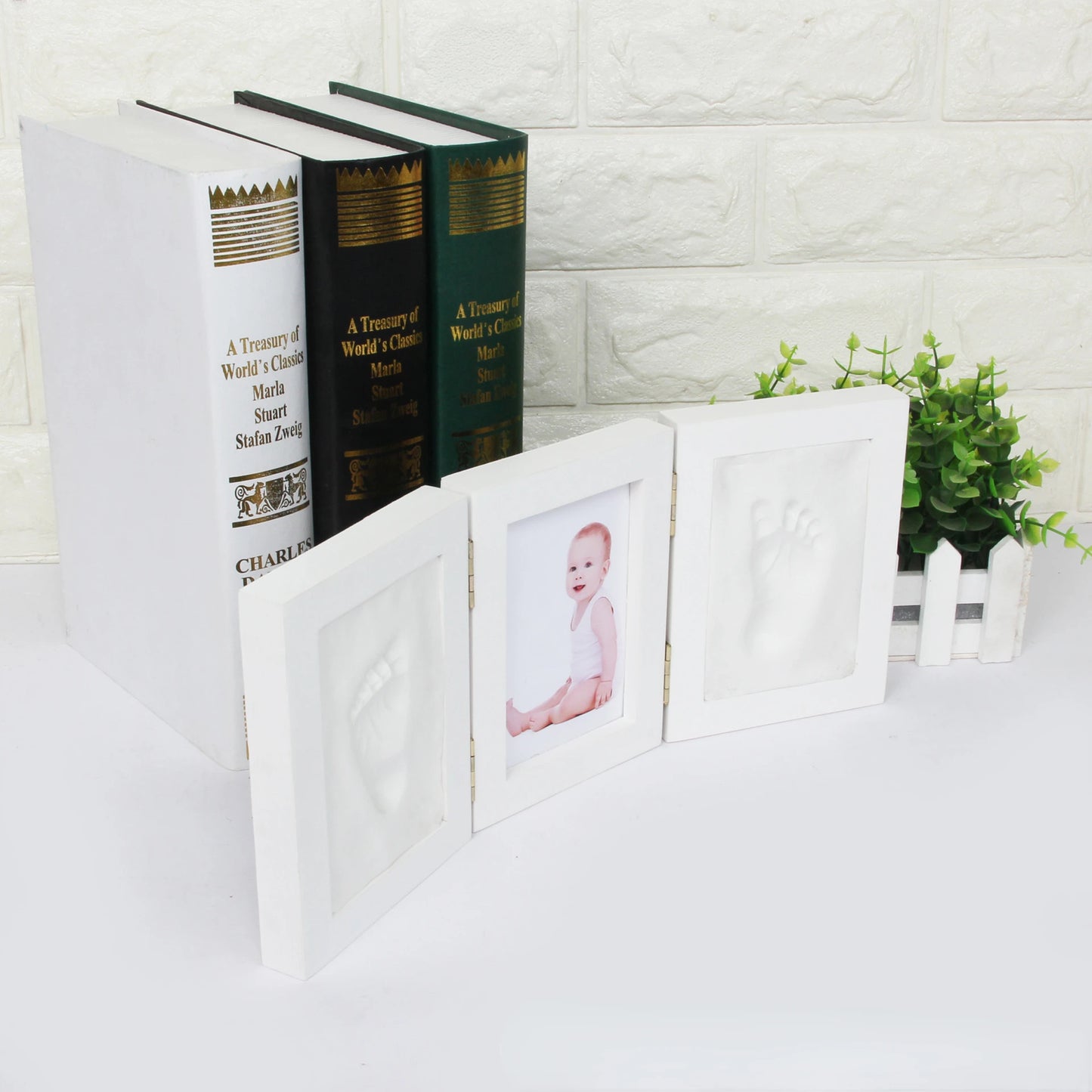 Newborn-3 Years Old White Solid Pine Tri-Fold Ink Pad Creating Hand-Foot In Plaster Of Paris Cement Print Keepsake Photo Frame