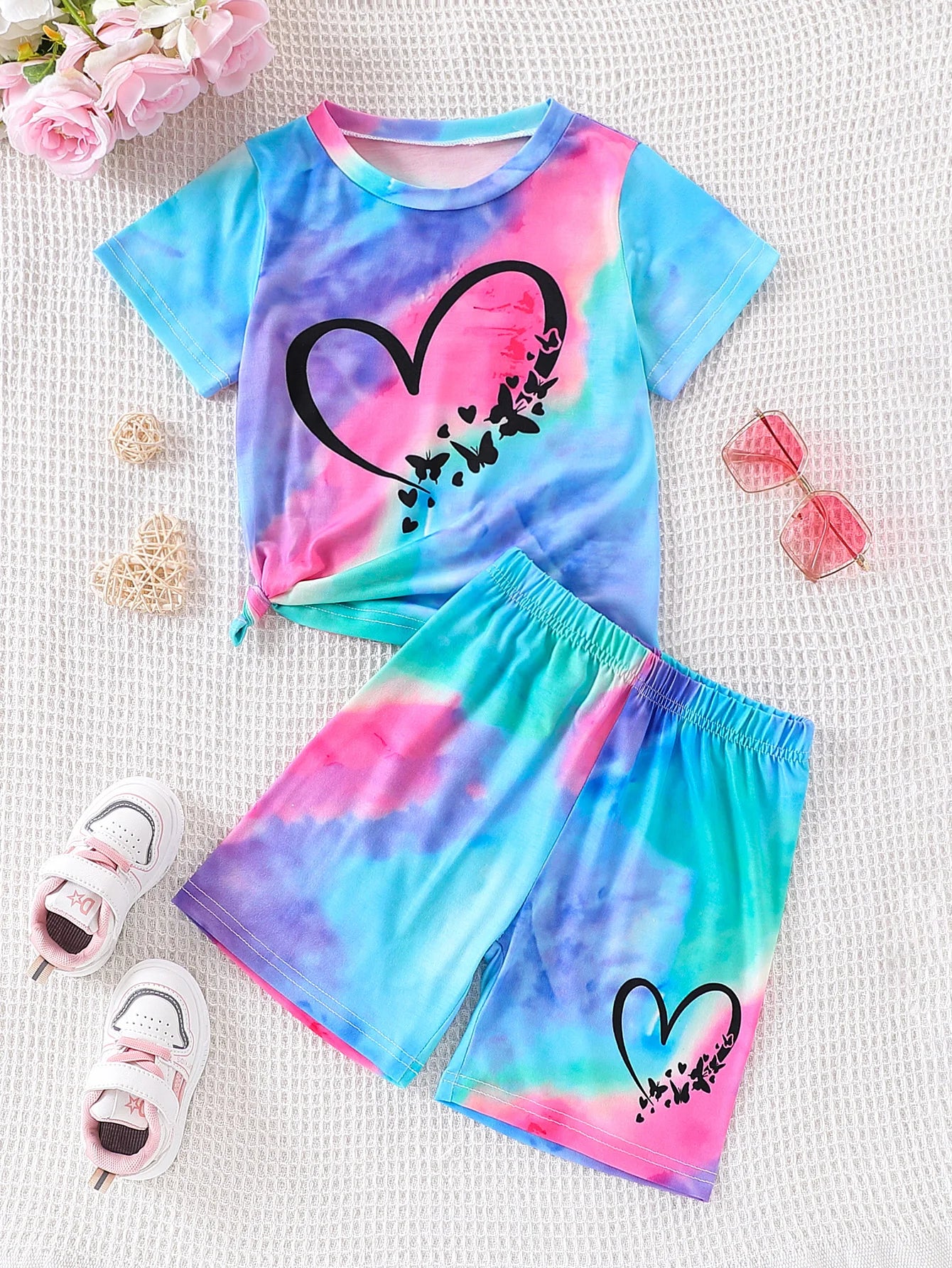 No-EN-Name-Null 2 PCS Preschool Girls Tie-Dyed Multicolor Polyester Fabric O-Neck Pullover Summer Heart Pattern Shorts Sets/Ages: 4-6 Years Old/Colors-Blue/Pink/Multicolor/Tie-Dyed