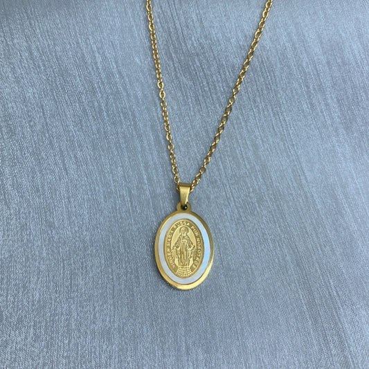 Women 18k Gold Plated White Shell Oval Medal Religious Virgin Mary Pendant Round Stainless Steel Imitation Necklaces