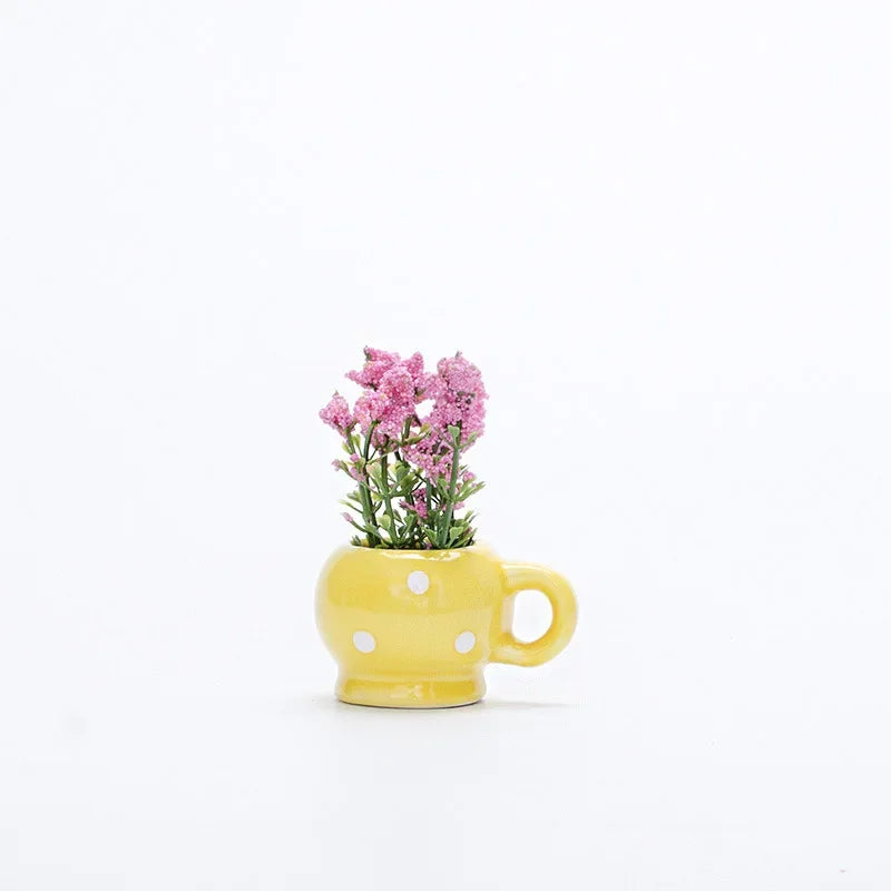 1pcs Creative Magnetic Mini Ceramic Vase 3D Simulation Flower Potted Cute Decorative Fridge Magnet for Kitchen Home Decor