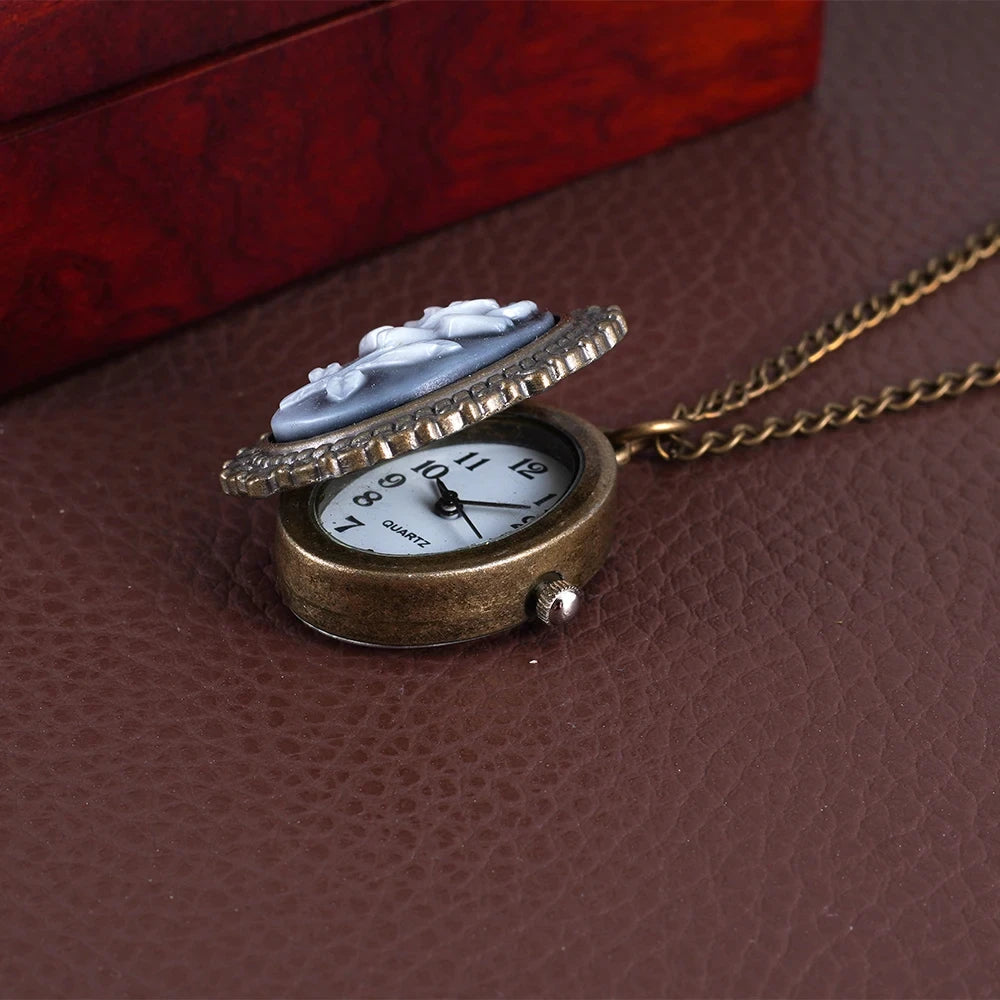 No-EN-Name-Null Unisex Adults Imitation Full Metal Waterproof Quartz Floral Gold-Black Oval Shaped Glass Face Arabic Numeral Analog Display Cameo Carved Rose Design Pocket Watches Pendant Necklaces