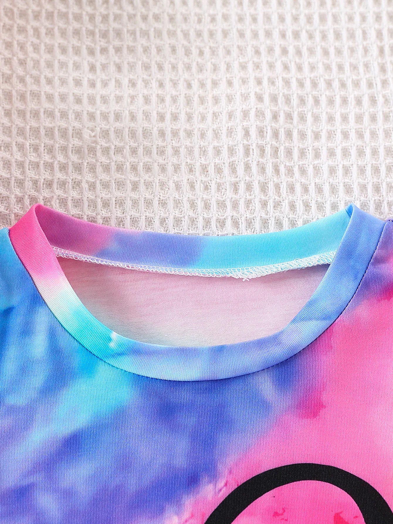 No-EN-Name-Null 2 PCS Preschool Girls Tie-Dyed Multicolor Polyester Fabric O-Neck Pullover Summer Heart Pattern Shorts Sets/Ages: 4-6 Years Old/Colors-Blue/Pink/Multicolor/Tie-Dyed